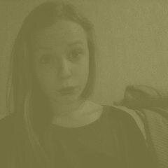 Blonde, blue eyes 13 love to dance sing and do gymnastics i love my family and friends xx :)