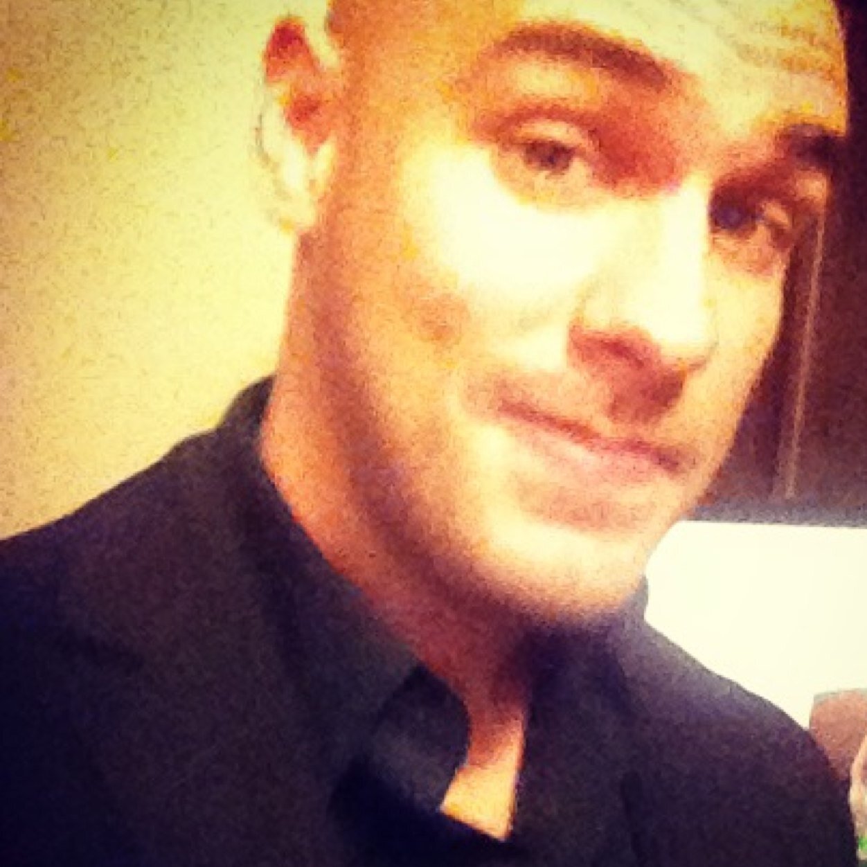 AreJayFantana's profile picture. 