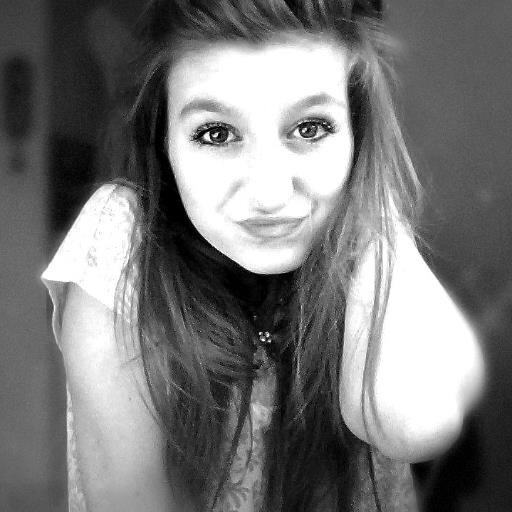Smoking to forget is not a leak, it's just the only way I have found to quit crying ..