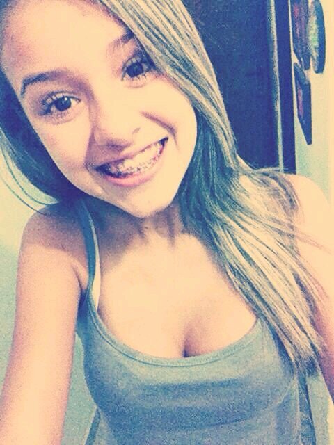 face: http://t.co/JIPDzCdLpD instagram: annapaes_ whatsapp: (15) 997918335