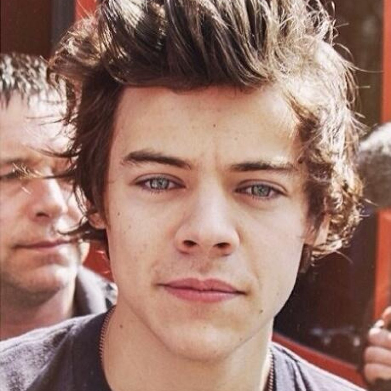 we are currently inactive! @ZerrieVamps and  @_Narrypanda_ are our main accounts.