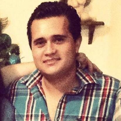 Ingeniero Civil.