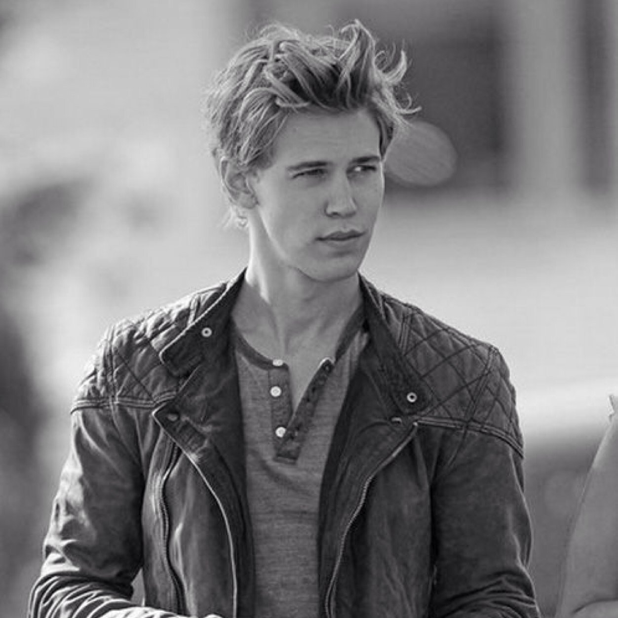 The Lahey who got away before it got too rough. But i'm back, why didnt you run with me? |http://t.co/XDYrz7N7sO|
