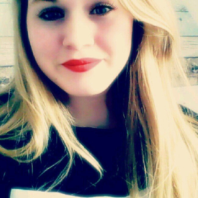We houden van je beste , xxx Denise & Noa! heee schat, ik hou super veel van je, in korte tijd heel speciaal voor me geworden. ♥ ♥ dikkkeee smakkerdd , anouk