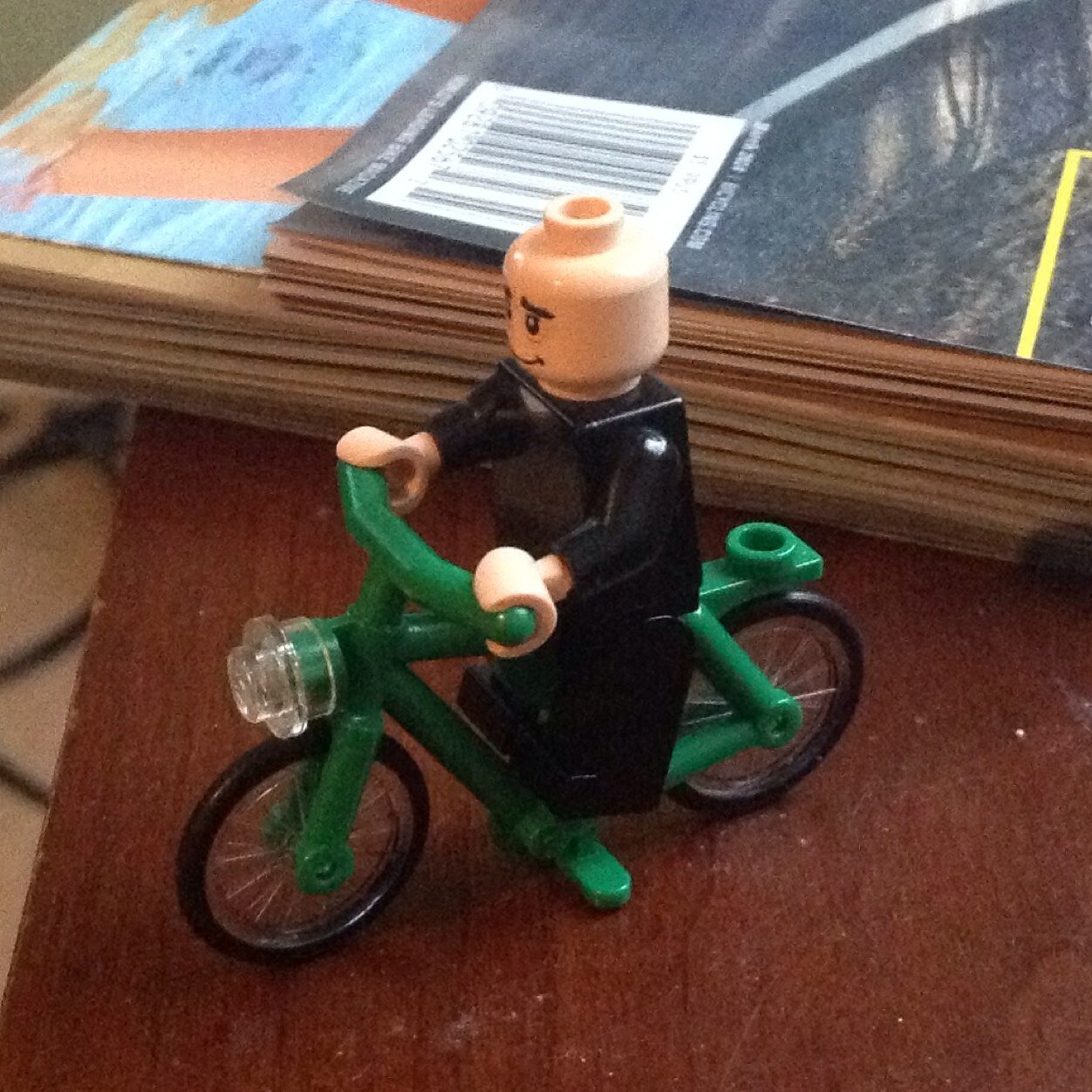 Hi, my name is Sean. I like to ride my bicycle.