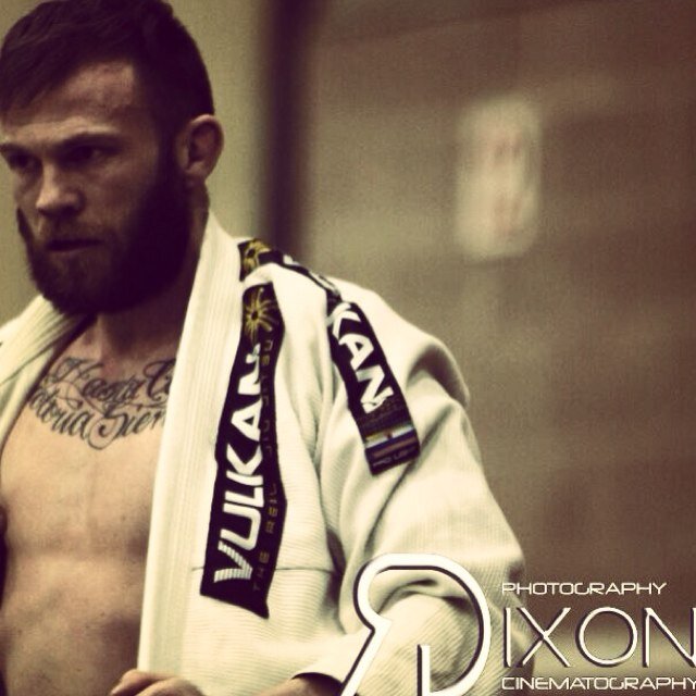 Owner of CrossFit Faber (Stoneleigh Park Warwickshire)
Brazilian Jiu Jitsu Competitor (Blue Belt)..
Evertonians are born not manufactured.
Lover of Crossfit