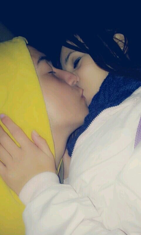 Feliz y sin problemas, super agusto con mi cari @LauraAdra_96 7♡