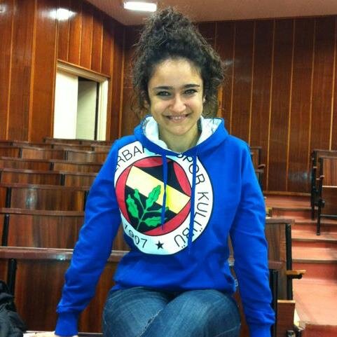 sarının yanına lacivert koyanlardanim çok şükür ♥istanbul♥