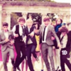 Vive la vida, disfruta el momento y a la mierda lo que diga el resto♡Directioner 4ever♡ No desde siempre, si para siempre @onedirection Sigueme y te sigoツ