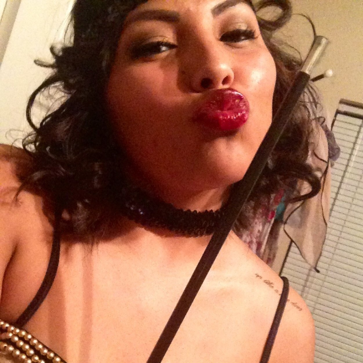 kaylamazing__'s profile picture. I'm a hiphop head and I live a very sweet life IG // mackiiiiie