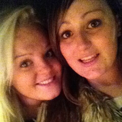 festivezo's profile picture. 