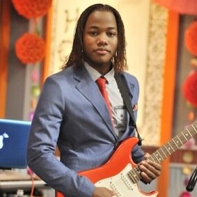 CharmfulMusic's profile picture. Living life playing Music or Preforming. || singer|| +18|| Literate ||