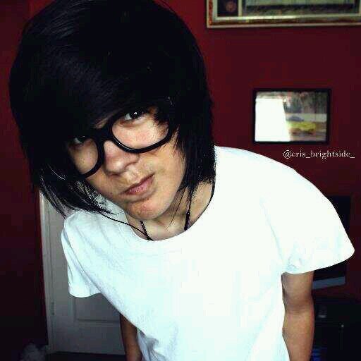 backup account for @aideyybear c: