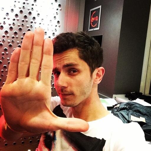 Compte Fan de @guillaumepley ! ♥   ⓛⓞⓥⓔ: #GuillaumeRadio #TeamPleyers #NRJ #GuillaumeFamily  ∞
