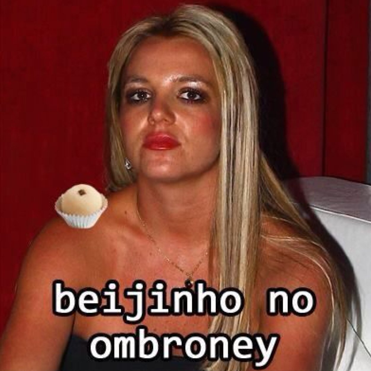 E quando a vida te der motivos pra desistir, mostre a ela que quem manda nessa PORRA é você. Dona: @jebachmann