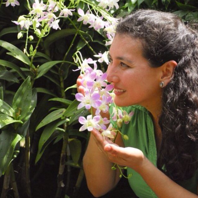 Conociendo y entendiendo a los organismos y sus procesos naturales te dá las  herramientas para protegerlos y conservarlos.Nature Advocate🍃
Presidenta @projbnl