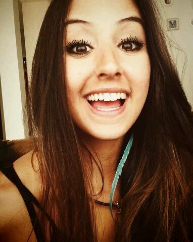 Seguir em frente é essencial. Passado se fosse bom era presente.. 16 aninhos haha.. sigam no Insta maarinolasco.. vejam meu Canal..