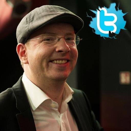 Electro Swing DJ | Co-Founder of Electro Swing Revolution | Manager of Electro Swing Revolution Radio | @ElectroSwingRev