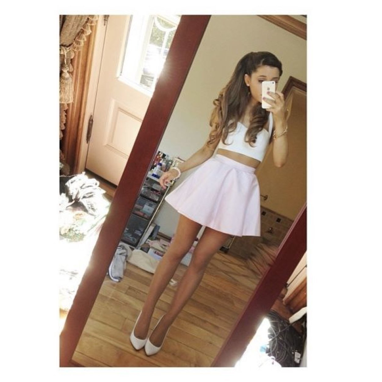 follow @lovelybutera