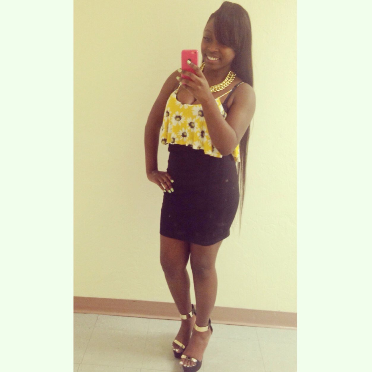 DollFaceCutie_'s profile picture. Follow My Twubby: @CoolStory_TRENT