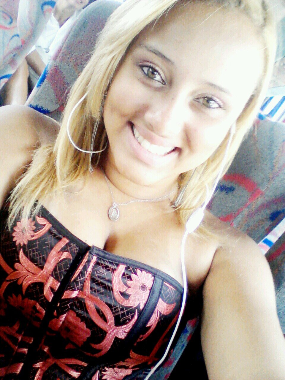 . Juntos somos mais , separados somos menos , sozinho somos nada , com Deus somos tudo . s2 http://t.co/VqCZbXLOqg