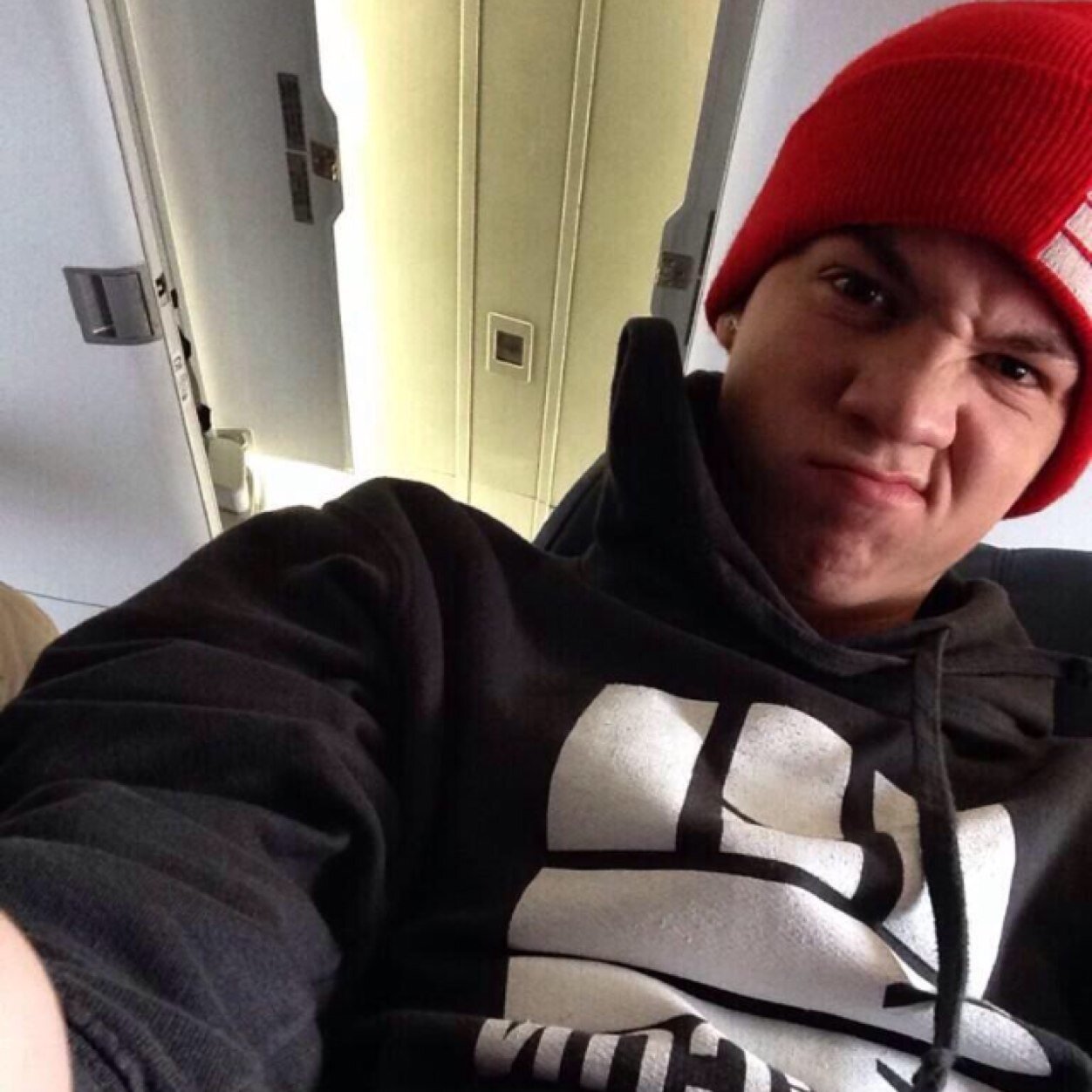 Follow @omfgcaniff because she gave you a free follow! @omfgcaniff @omfgcaniff @omfgcaniff @omfgcaniff