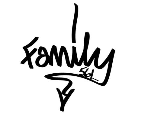 Family561's profile picture. faux real