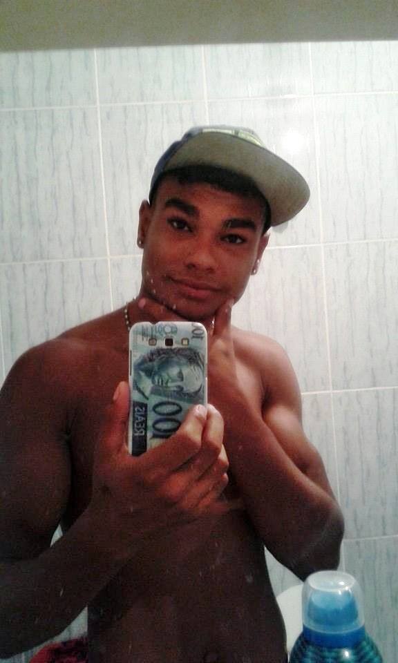 Wesley_Ceaga's profile picture. Ja POde ME Manda Convite Ta Bom :/