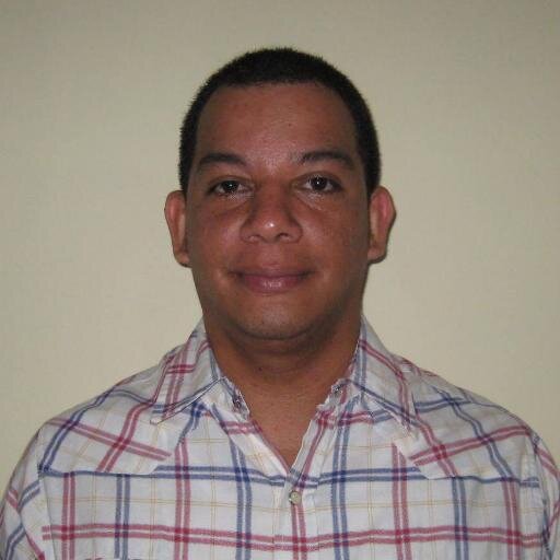 Docente de Tecnologías, Lic en Educación en Informática. Normalista Superior en Informática. Analista de Sistemas y Programación. Master Teacher INTEL.