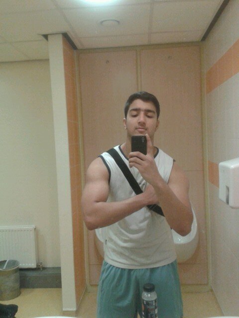 Adnan_Khan247's profile picture. 