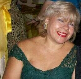 Venezolana, Profesora, madre, abuela y con muchas esperanzas de que mi pais sea el mejor del mundo!