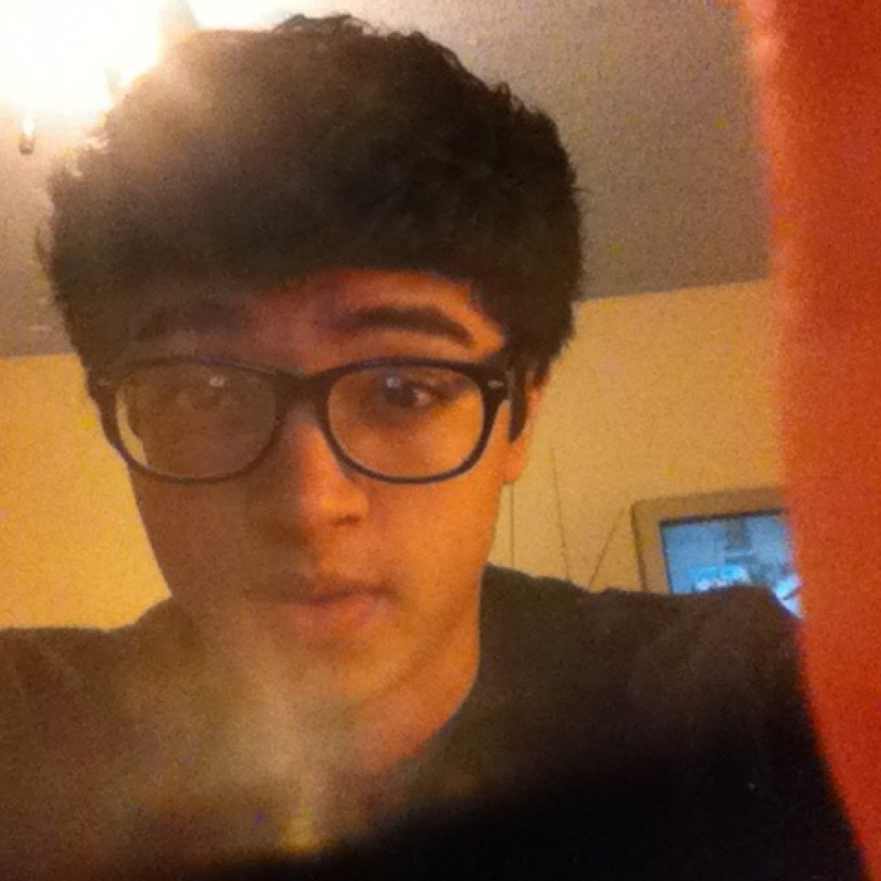 Im naturally high. Follow me!! ill follow back:D im oldschool im a virgo and music is what i do(: im also weird af'. #classof2014