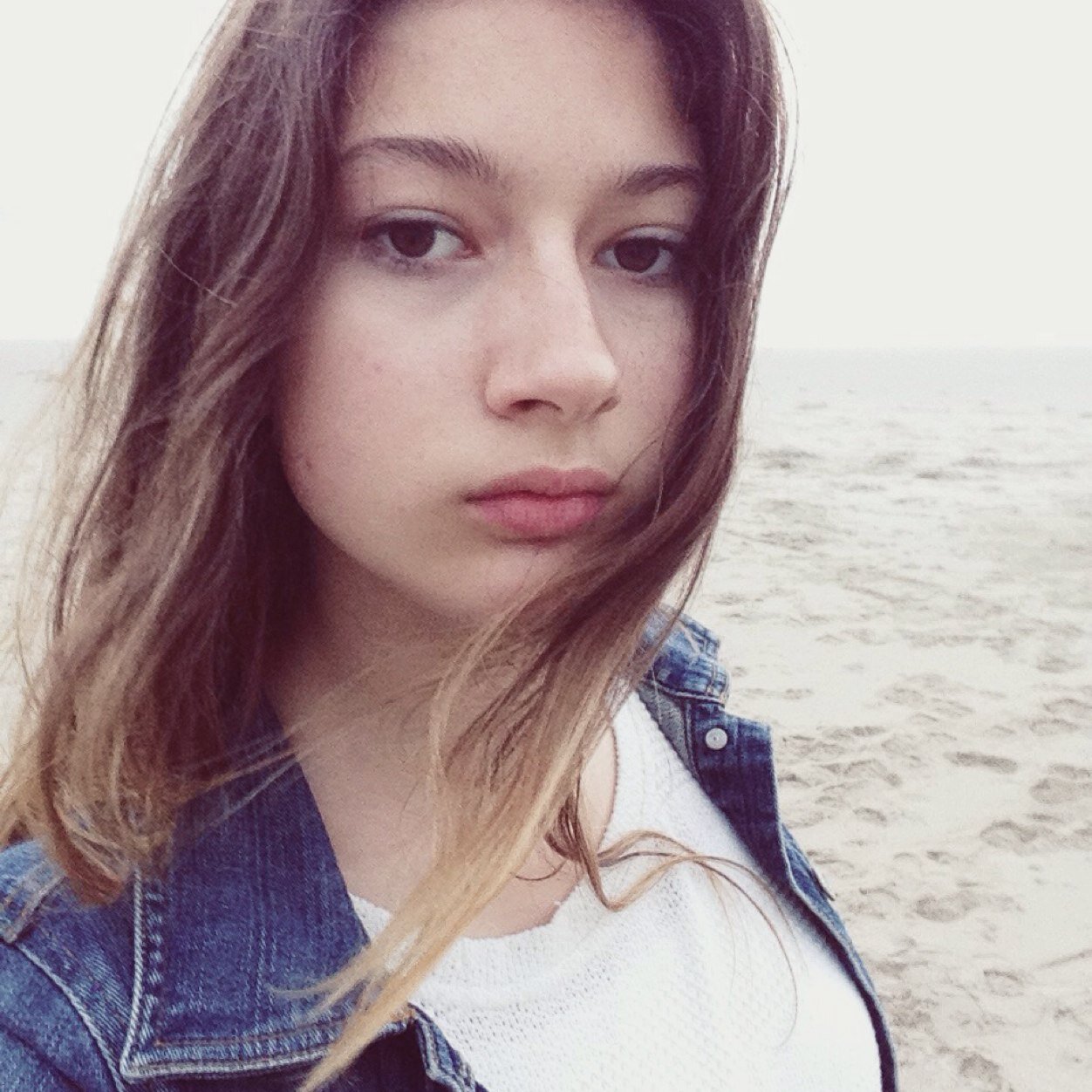 Hi my life constits of running, reading, and family. i am a junior at Vaas high............ sooo um yay