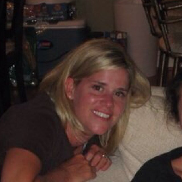 Laurasch72's profile picture. 