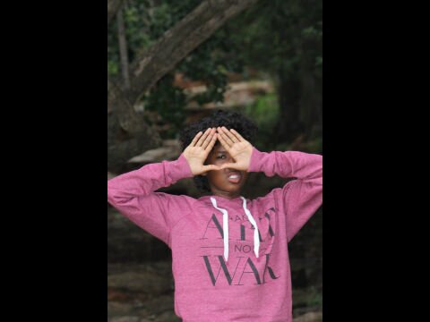 EmberLadyEm's profile picture. 