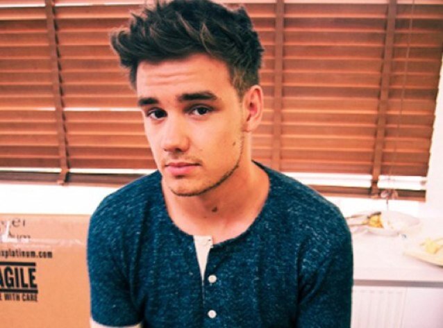 Please follow @mytommo1D bc she gave you this free follow !! ily