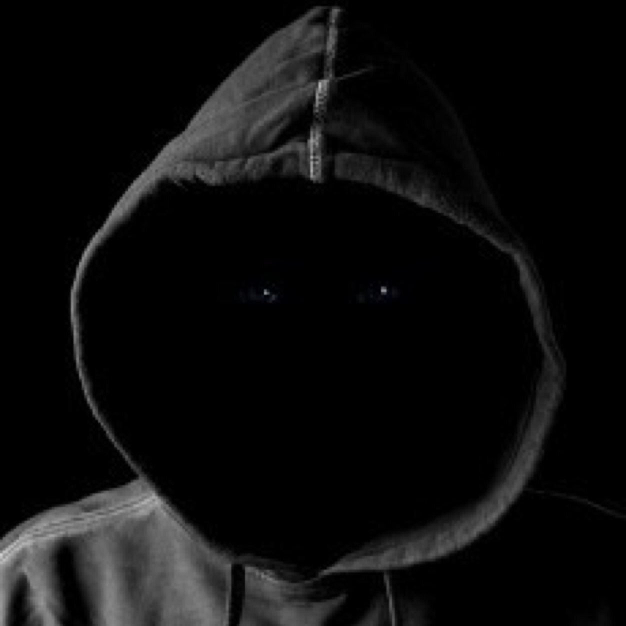 Twhodunnit's profile picture. Bringing @zuiker's genius to life on Twitter. Lane Whitby steps in for Giles while contestants compete to solve murders. #TwhoSeasonTwo