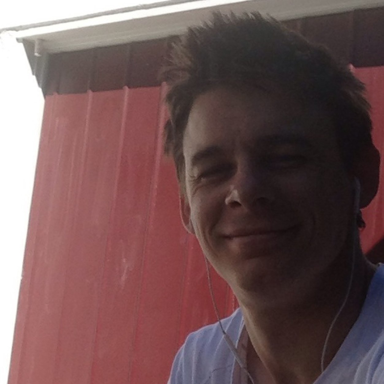 SnobsPodcast's profile picture. This account is no longer active, but our podcast -Silver Screen Snobs - is! Please follow @davdlees or check out http://t.co/r8N7EN2Ez1