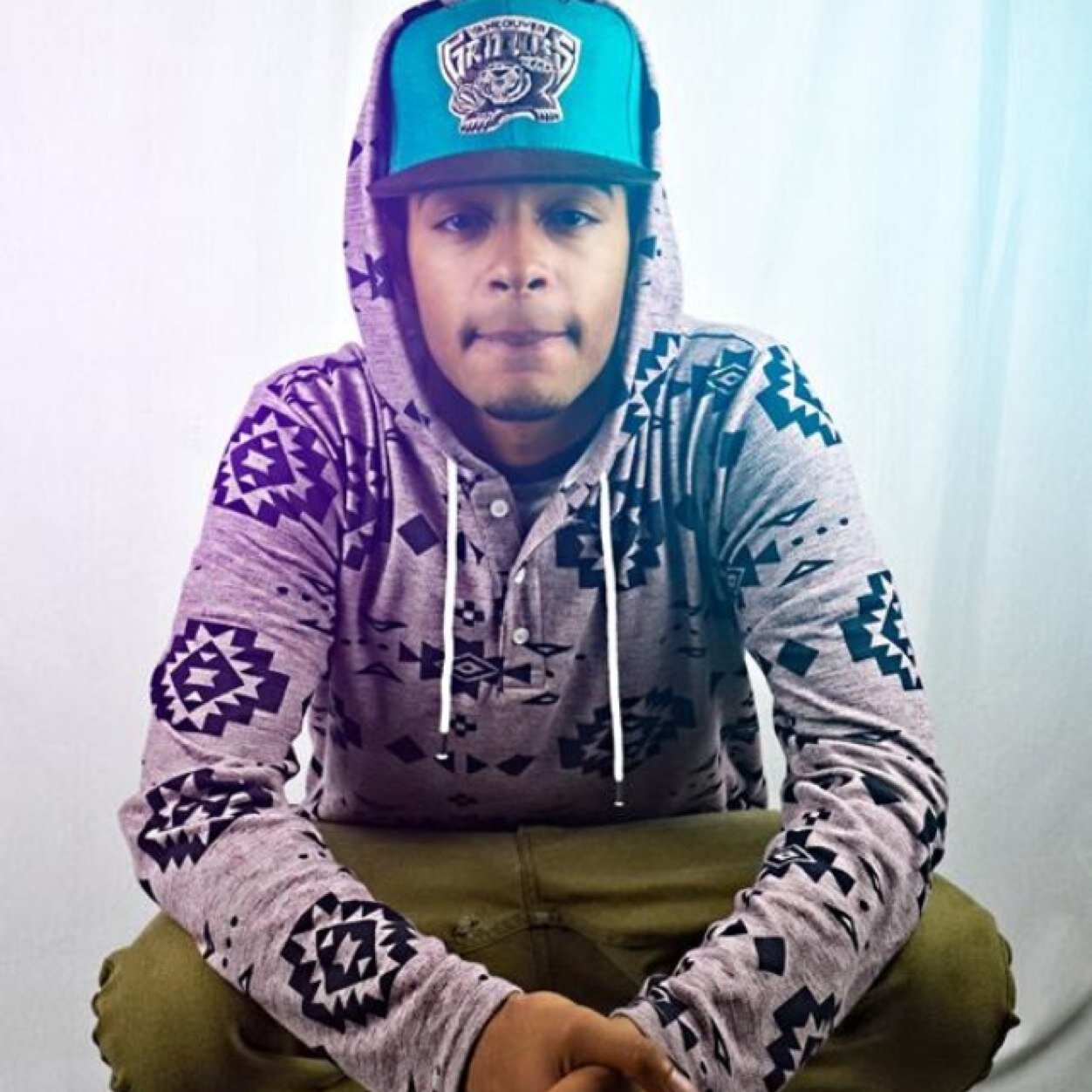 THERES NO BIO FOR ME. EXEPT THE FACT IM 18 YEARS OLD I DEWRK AND IM HAVING A SON. I love life i make moves AND I DEWRK AND KEEP IT PUSHIN. MUSIC IS MY LIFE RS