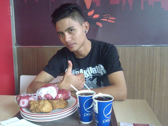Saling menghargai,saling mngingtkan,