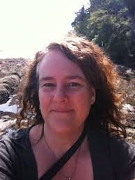 moyamuniz894's profile picture. Puedes cerrar los ojos si no quieres ver algo. Pero no puedes cerrar el corazon si no quieres sentir algo...