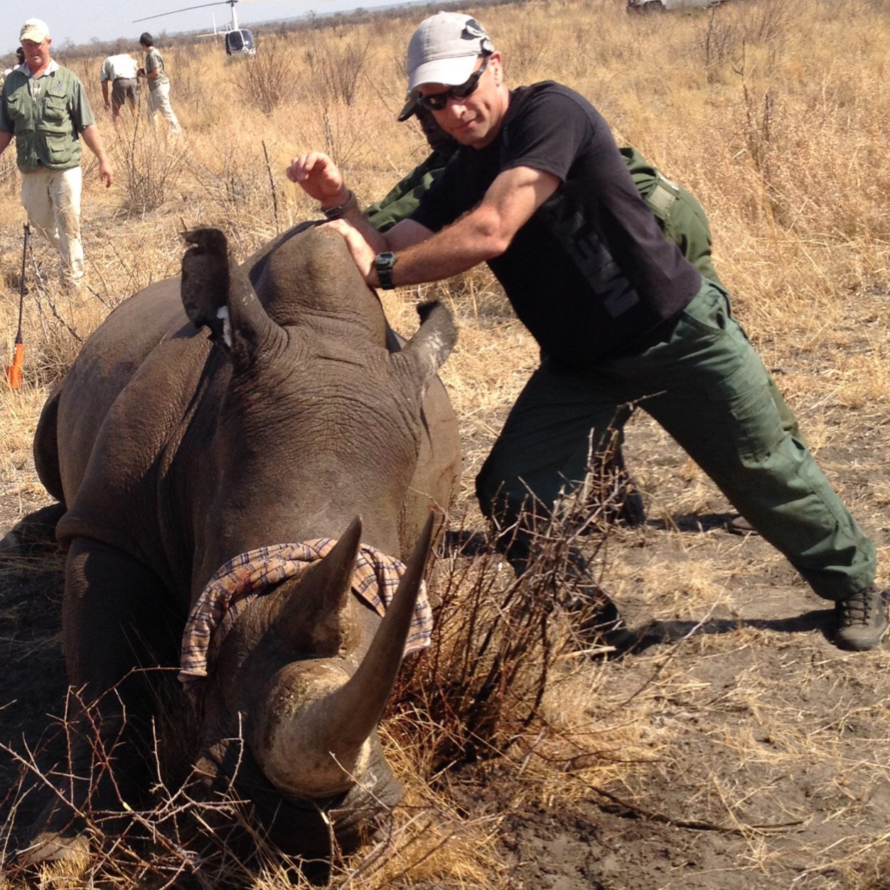Gracie Jiu Jitsu and CQB instructor teaching Armed Response, LEO, Mil, Security to stay safe. Passionate about helping Anti Rhino Poaching.
