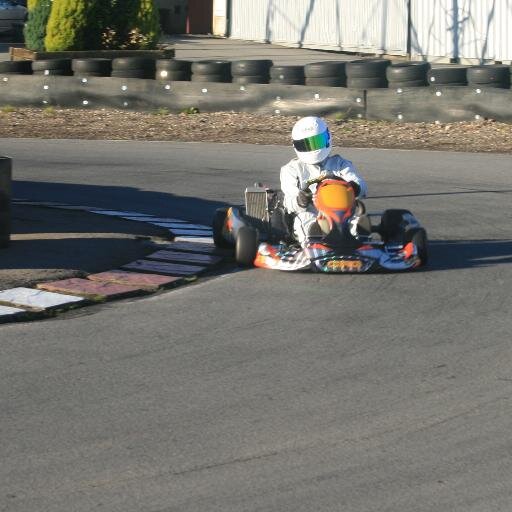 PangbourneHandy's profile picture. 