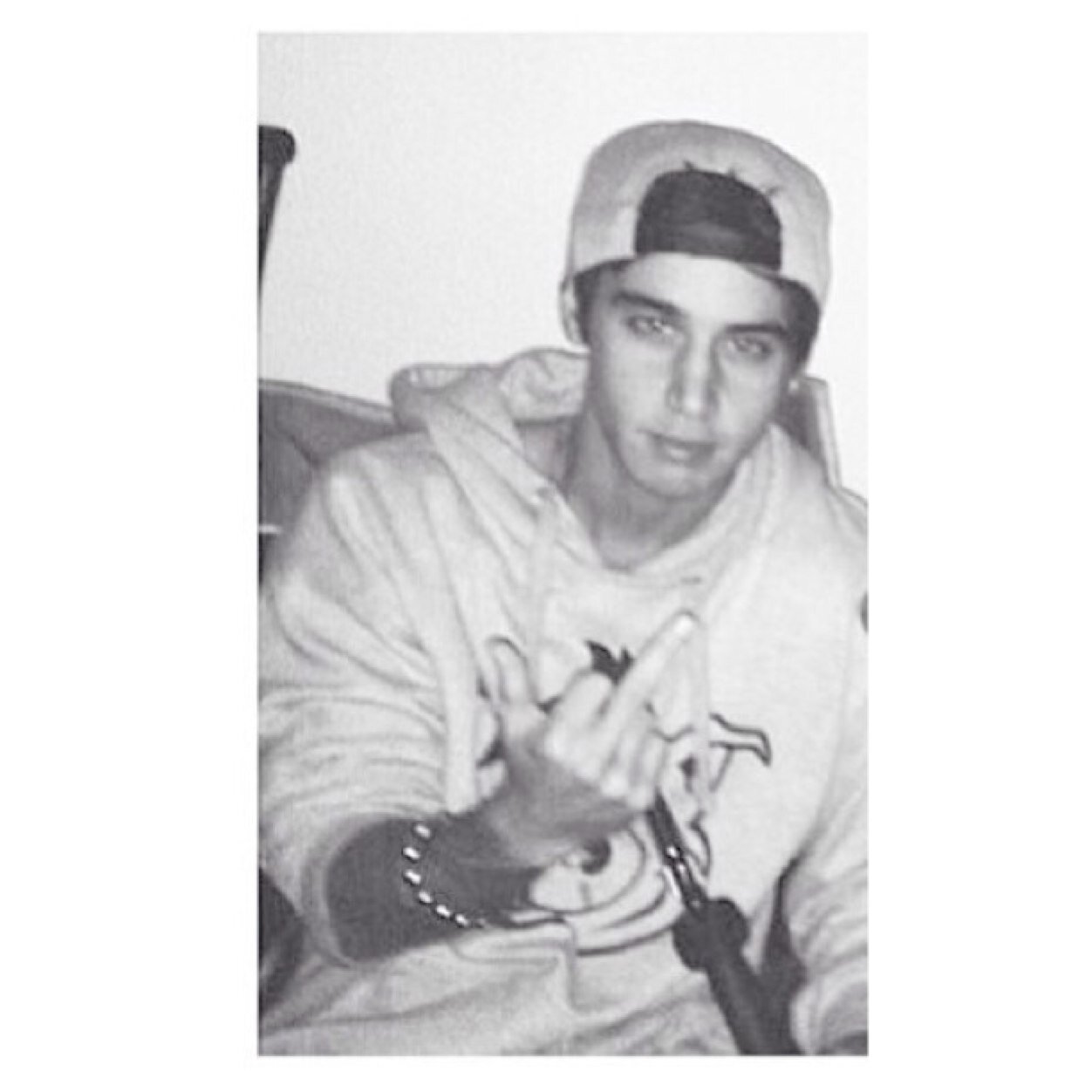 ThisFakie_8's profile picture. My mom thinks you're swaggy.