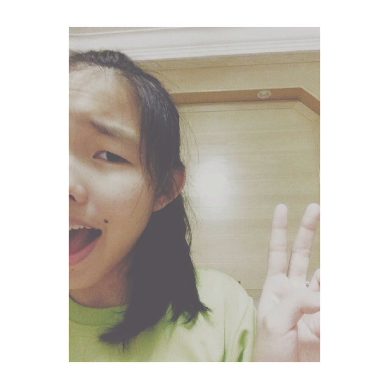 im5secofmnr's profile picture. im just a typical fangirl. I FOLLOW BACKKKKK :) redheads•5ers•5sosfam