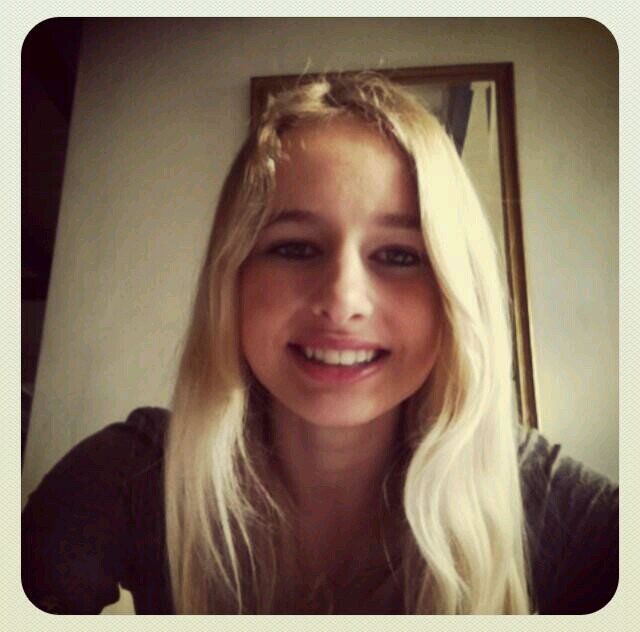 reneejnssn's profile picture. family and friends number 1/ tbl 2e/ oijen / ik hou van je mn liefste vriendinnetje , voor al meer dan 9 jaar ! @xxIreneWilms