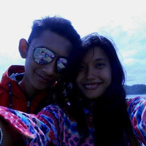 Widya Tika Marta * Banyuwangi 22 Januari 1996 *
SMKN 4 MALANG ( GRAFIKA ) PersiapanGrafika