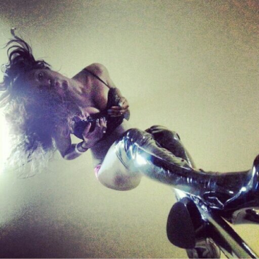 #TEAMHAVESOME 
I LOVE MY TEAM S/O TO #TEAMHAVESOME
#teamtatted #tall&skinny #teamtonguering #teamidgaf
#saywatiwant #wetwet