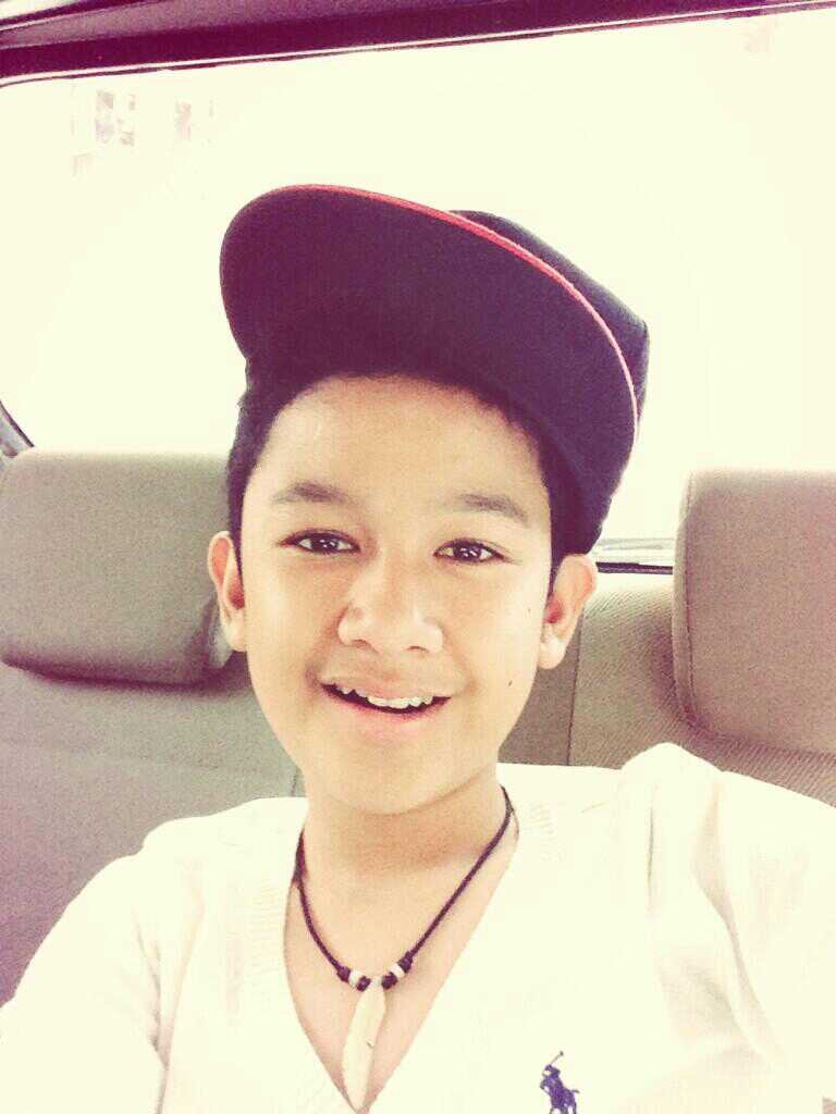 1st fanbase from KAYUAGUNG,OKI (OGAN KOMERING ILIR)~FANBASE RESMI~FOLLOWED by: @bagasrds @papa_abc @ariq_w (10.05.13) cek fav!!☺~enjoy with admin @dhelia_ac