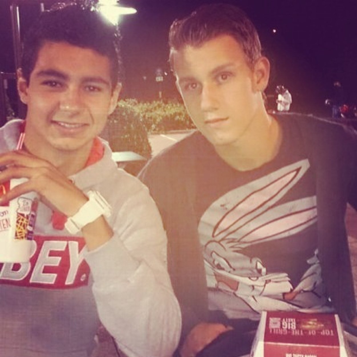 * Minkema College || Woerden || 16 jaar || Soccerplayer || insta: basmeulen